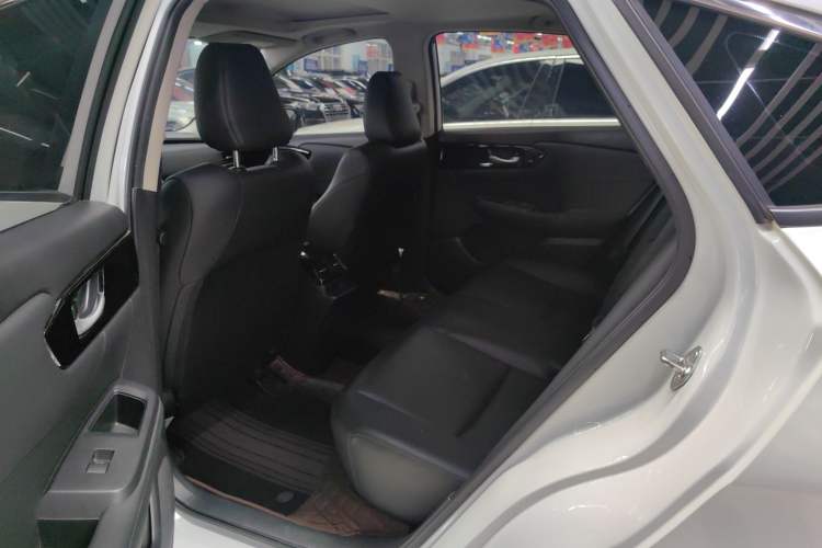 Used Honda Envix 2022 180TURBO CVT Enjoy Edition Exterior 6