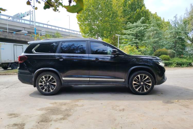 Used FORTHING T5L 2020 1.5T Automatic Luxury 7-Seater China VI Standard
