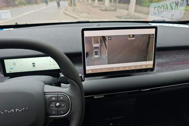 Used Dongfeng NAMMI 06 2025 401 Pro
