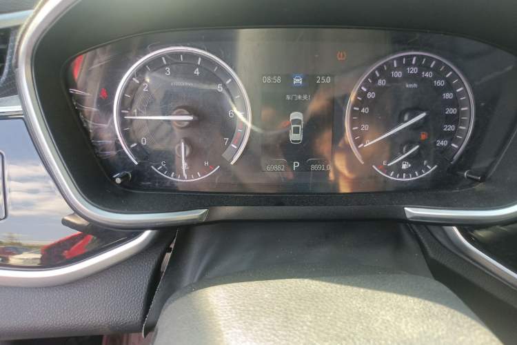 Used Dongfeng Fengon ix5 2019 220T CVT ZhiShang Trim China V Standard
