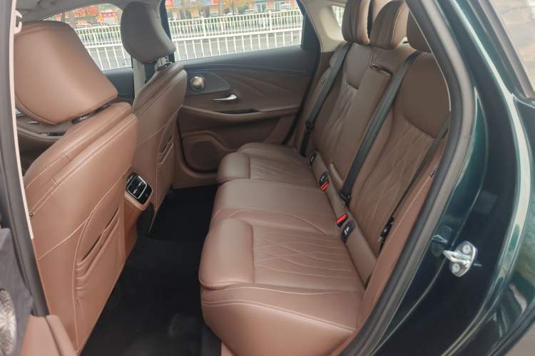 Used Chery Arrizo 8 2023 High-Energy Edition 2.0T DCT Luxury
