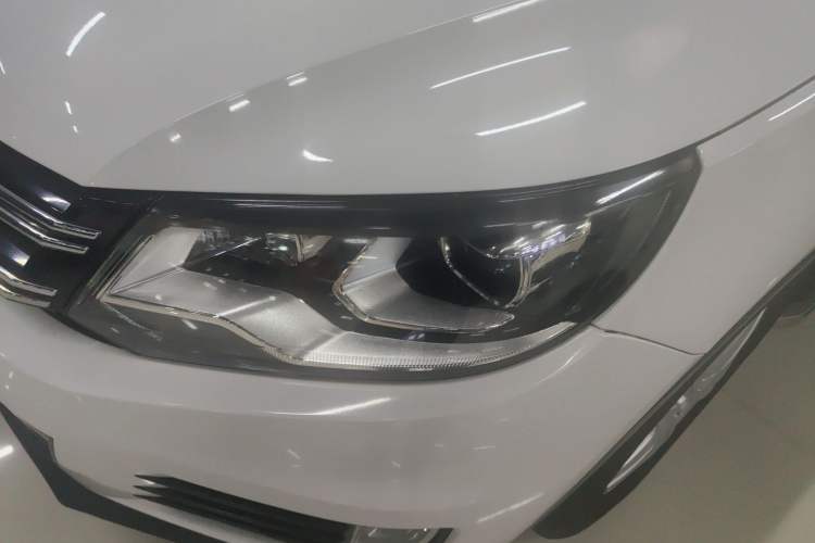 Used Volkswagen Tiguan L 2015 1.8TSI Manual Two-Wheel Drive Fashion Edition