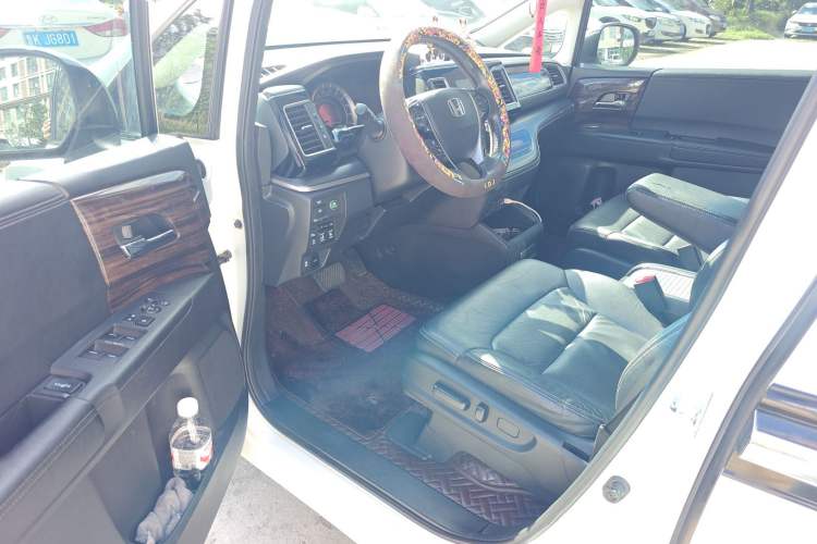 Used Honda Elysion 2016 2.4L Luxury Edition