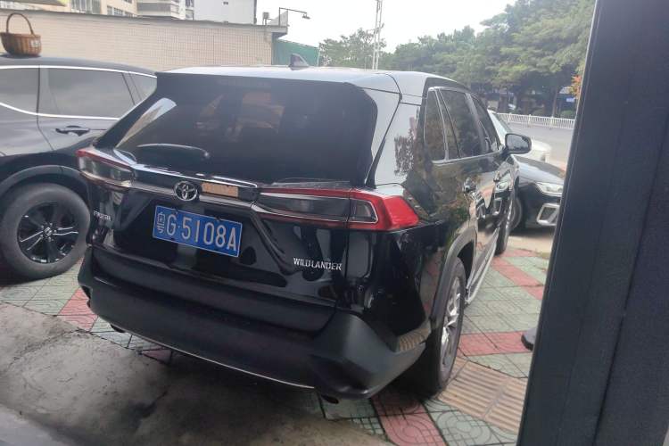 Used Toyota Wildlander 2022 2.0L CVT Two-Wheel Drive Luxury PLUS Edition Exterior 3