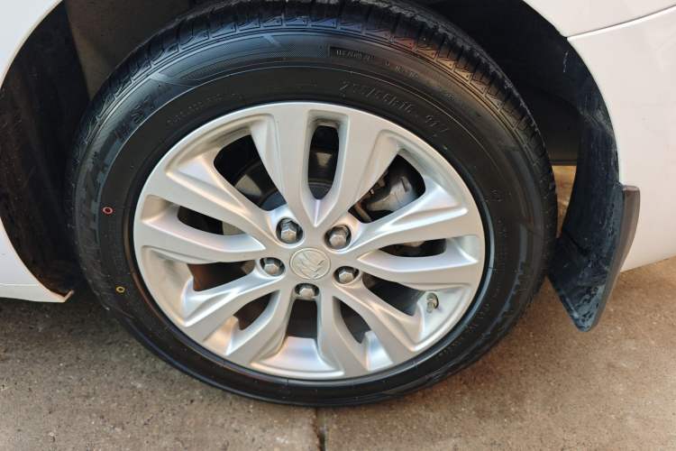 Used Buick GT 2021 Exemplar 1.5L Automatic Elite Version Exterior 5