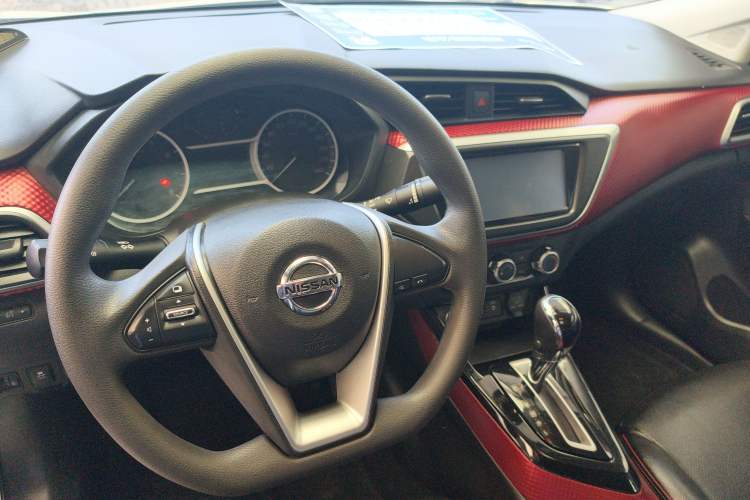 Used Nissan Lannia 2016 1.6L CVT Smart Cool Edition Interior 2