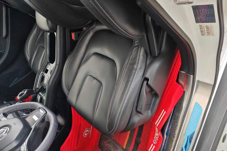 Used Dongfeng Fengon 580 2017 Revised Version 1.5T CVT Luxury Edition
