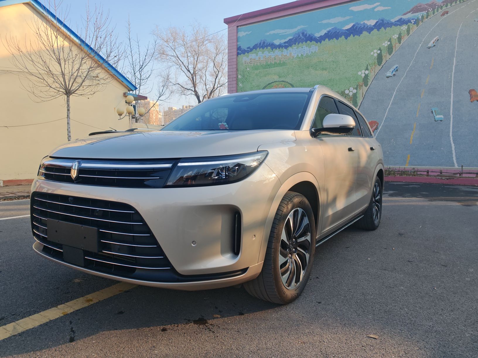 Под передней частью автомобиля