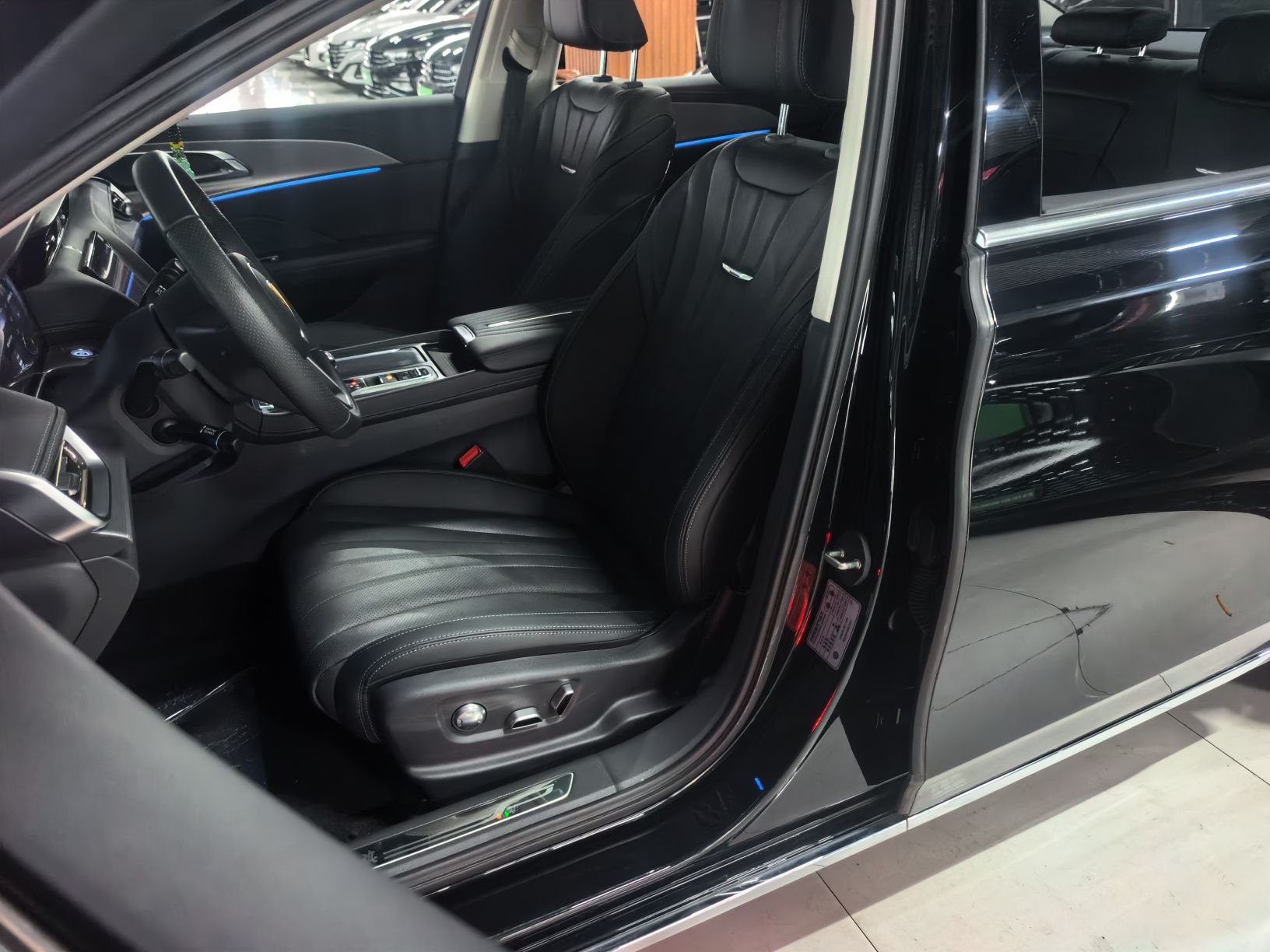 Hongqi H5 2024 2.0T Automatic Smart Connect Flagship Edition - Chinese Trim Chang — снимка 12
