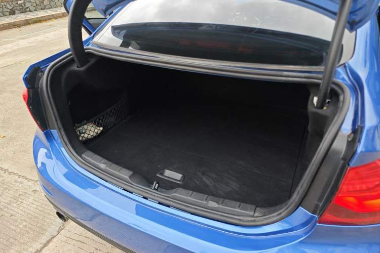 Used BMW 1 Series 2017 118i Sport Edition Trunk