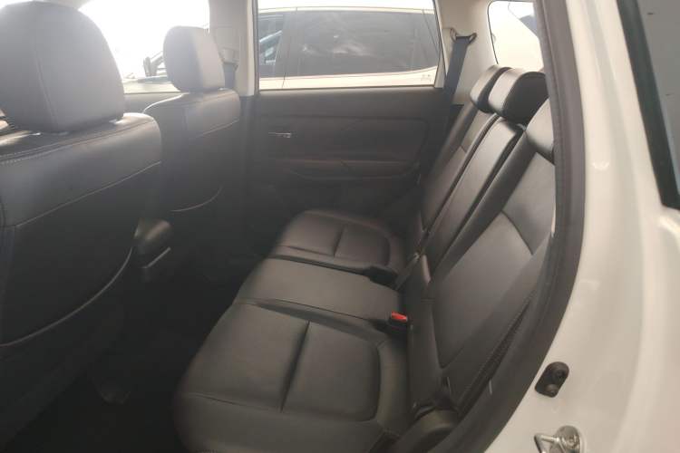 Used Mitsubishi Outlander 2016 2.4L 4x4 Elite Edition 5 Seats
