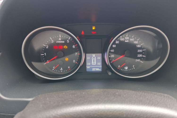 Used Haval M6 2019 1.5T Manual Two-Wheel Drive Urban Version China VI Standard Odometer Close Up