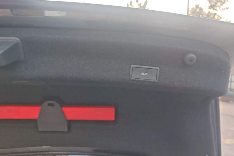 Used Volkswagen Magotan 2023 2 Million Units Commemorative Edition 330TSI DSG Luxury Version