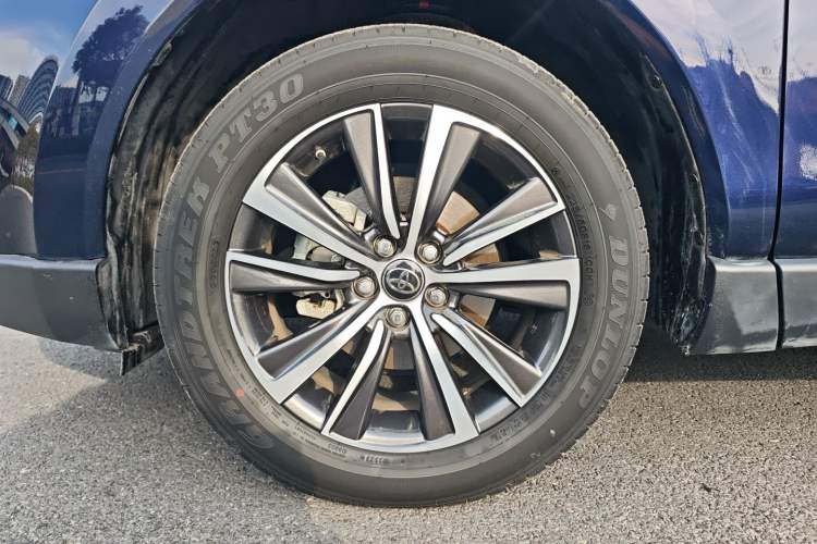 Used Toyota Harrier 2023 2.0L CVT Two-Wheel Drive Luxury Edition
