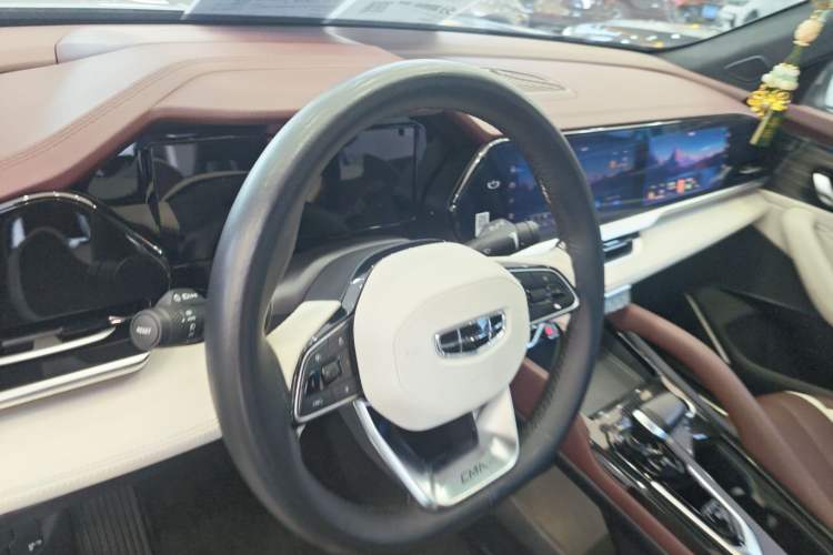 Used Geely Auto Monjaro L 2021 2.0TD DCT EVO Two-Wheel Drive Prestige Version Steering Wheel