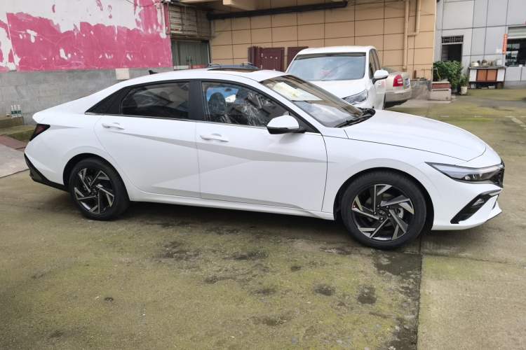 Used Hyundai Elantra 2023 1.5L CVT GLX Elite Edition Exterior 2