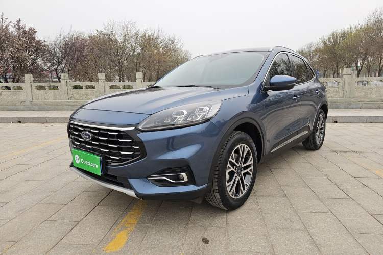 Used Ford Escape 2020 EcoBoost 245 Four-Wheel Drive Titanium Edition