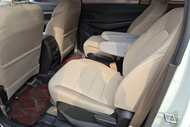 Used Wuling Hongguang 2021 1.5L Revised S Standard Version with Electric Power Steering LAR