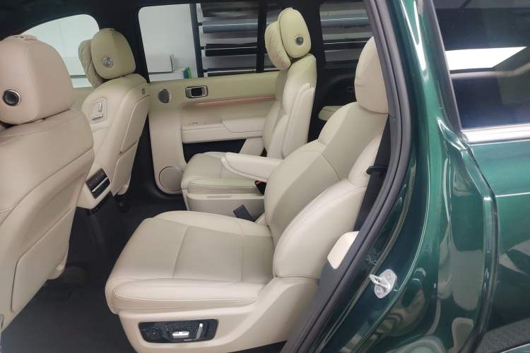 Used Li Auto L9 2022 Max model
