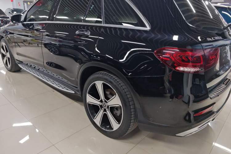 Used Mercedes-Benz GLC 2020 Facelifted GLC 300 L 4MATIC Luxury Edition