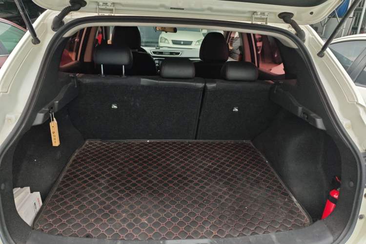 Used Nissan Qashqai 2017 2.0L CVT Smart Enjoyment Version China V Standard Trunk