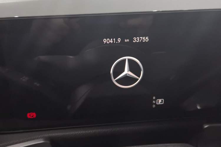 Used Mercedes-Benz GLB 2021 GLB 200 Dynamic Edition Odometer Close Up