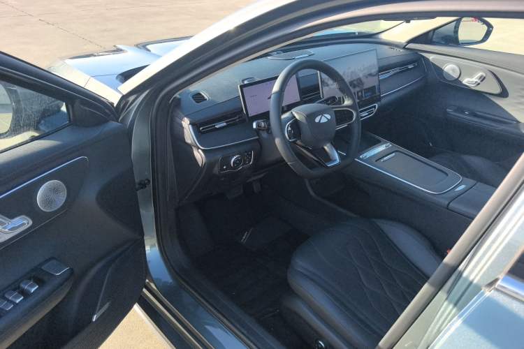 Used Chery Fengyun A8L 2025 1.5 TGDI 145 km Luxury Version