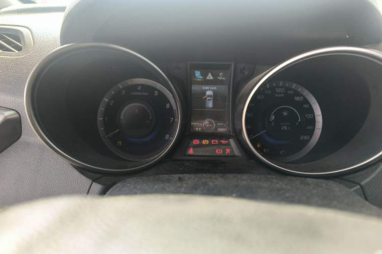 Used Changan CS75 2014 2.0L Manual Leading Model China V Standard
