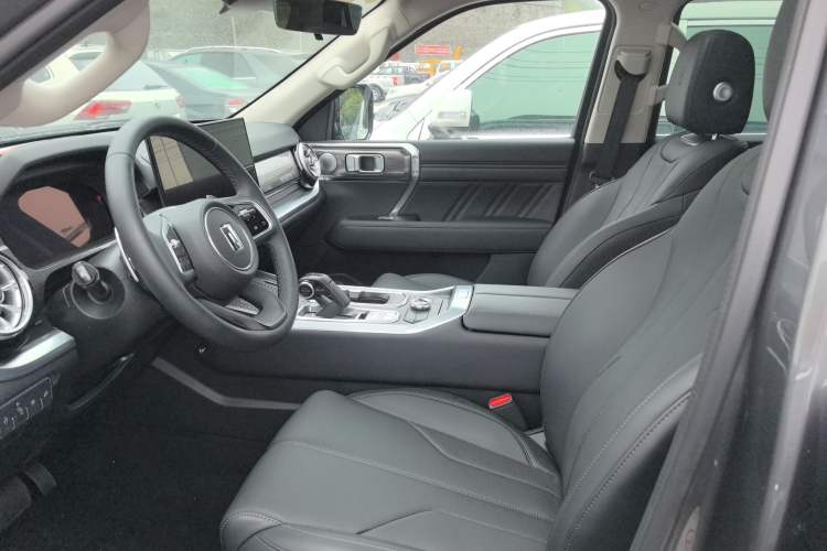 Used Tank 400 2025 2.0T Gasoline Version
