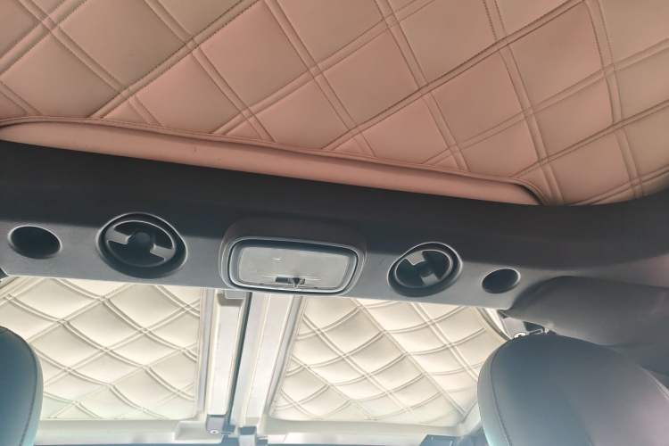 Used BAIC Off-Road BJ40 2016 40L 2.3T Manual All-Wheel Drive Prestige Edition
