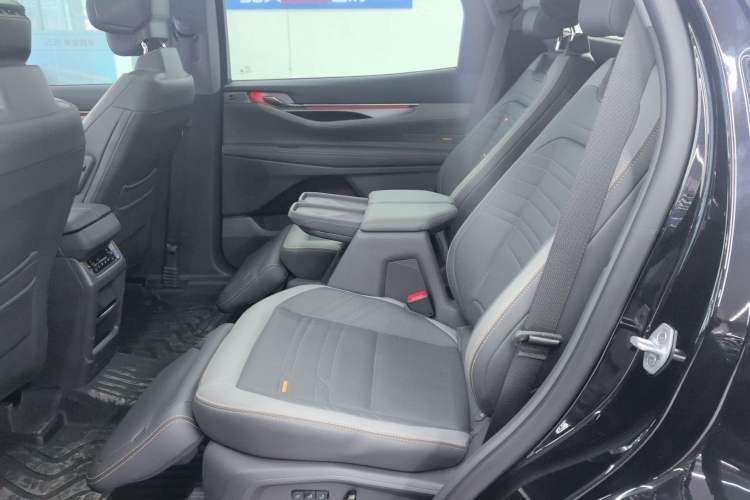 Used Ford Edge 2023 Ford Explorer L 2.0T EcoBoost Four-Wheel Drive 7-Seater Supreme Model