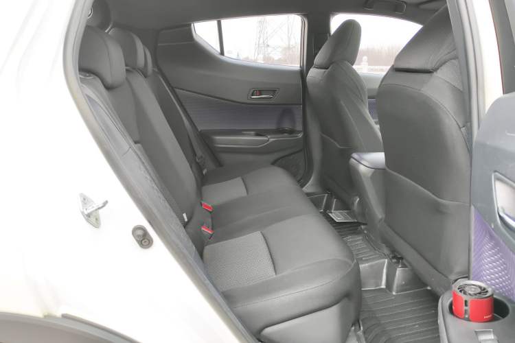 Used Toyota IZOA 2021 2.0L Yichi SPORT