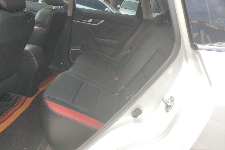 Used Venucia T60 2020 1.6L CVT Smart Drive Version China VI Standard