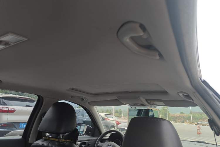 Used Volkswagen Lavida 2013 Restyled Classic 1.6L Automatic Comfort Edition