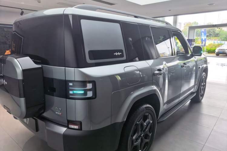 Used Formula Leopard Tai 7 2025 Model 190 km Four-Wheel Drive Ultra Edition Exterior 4