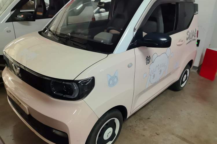 Used Wuling Hongguang MINIEV 2021 Macaron Fashion Model Lithium Iron Phosphate