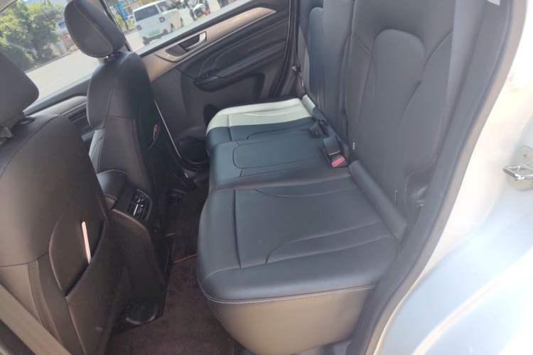 Used Haval M6 2021 PLUS 1.5T DCT Luxury Smart Connectivity Model
