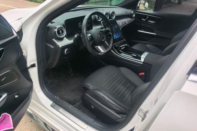 Used Mercedes-Benz C-Class 2024 Restyled C 260 L Sport Edition Driver Seat