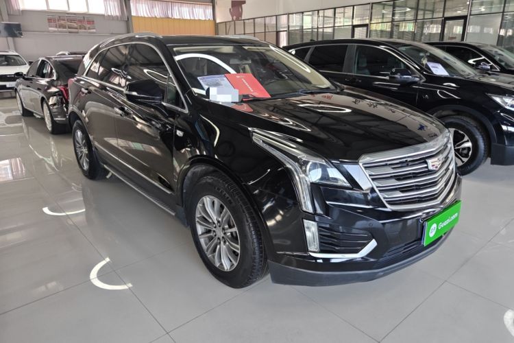 Used Cadillac XT5 2018 25T Luxury Model Exterior 2