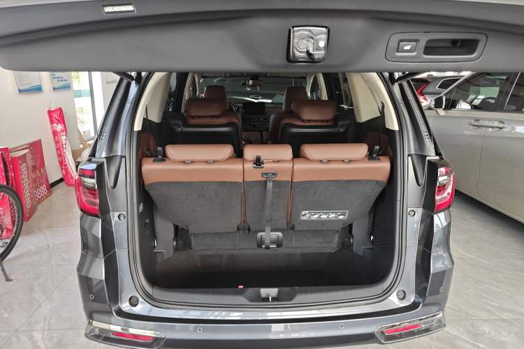 Used Honda Odyssey 2022 2.0L eHEV Sharp Supreme Edition
