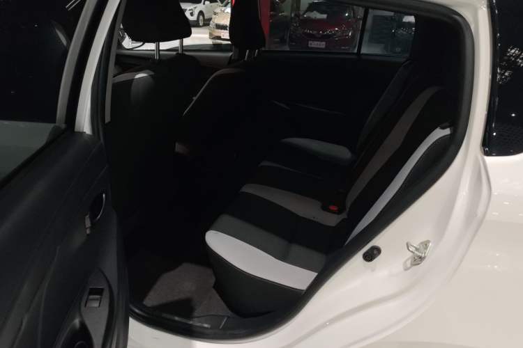 Used Toyota YARiS L Zhi Xuan 2022 1.5L CVT Leading PLUS Edition
