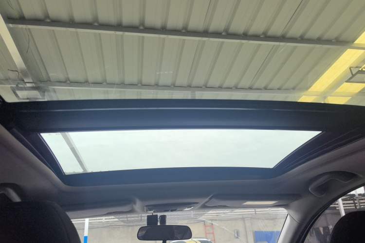 Used Honda Vezel 2020 1.5L CVT Pioneer Edition
