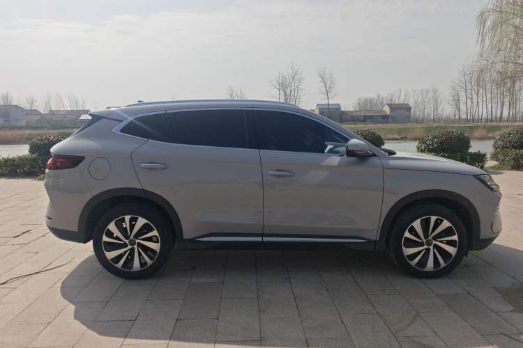 Used BYD Song PLUS New Energy 2024 HONOR Edition DM-i 71km Luxury Model