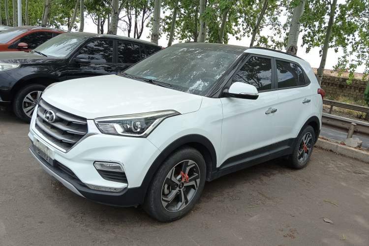 Used Hyundai ix25 2017 1.6L Automatic Smart Version Exterior 3