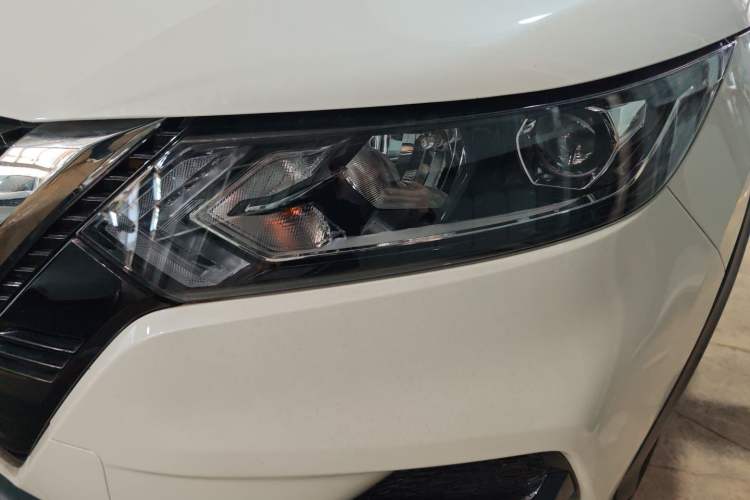 Used Nissan Qashqai 2023 Classic 2.0L CVT XV Comfort Edition
