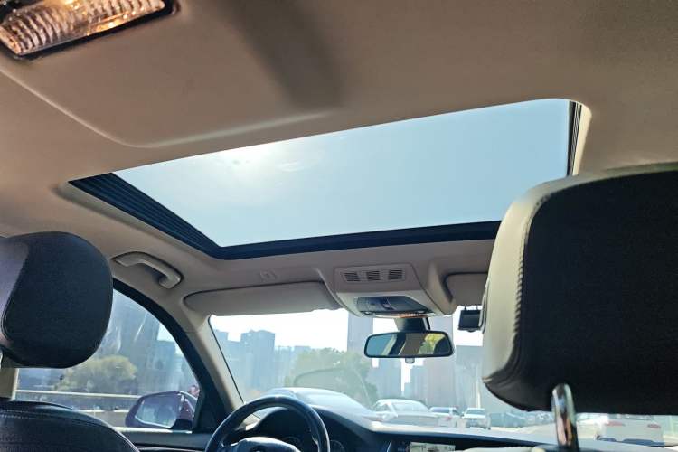 Used BMW 5 Series 2017 525Li Luxury Design Package