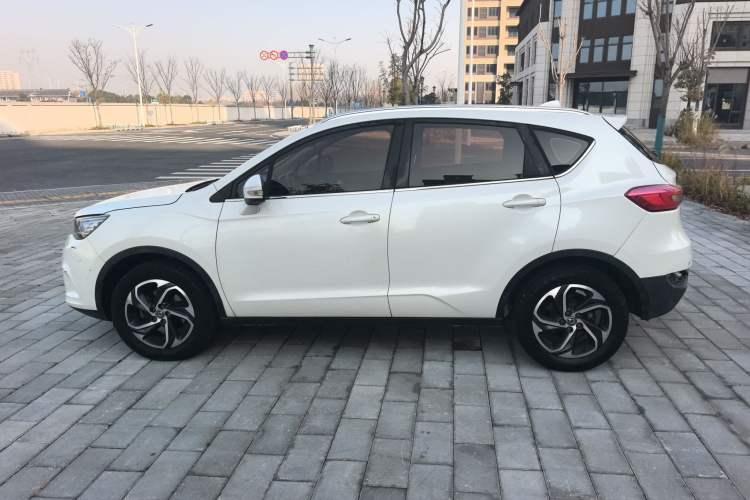 Used Dongfeng Aeolus AX5 2017 1.4T Manual Qushang Model
