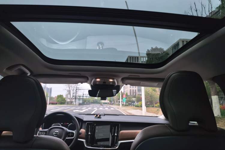 Used Volvo S90 2020 T5 Zhiyi Luxury Edition
