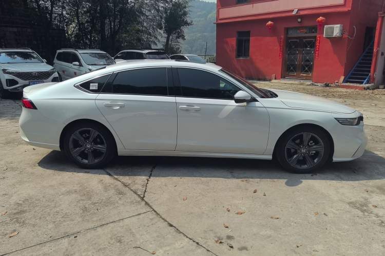 Used Honda Inspire 2023 260TURBO Deluxe Edition Rear Right 45 Deg