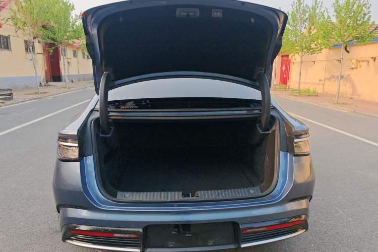 Used BYD Seal 2023 DM-i 1.5T 121km Prestige Model Trunk